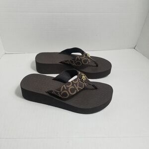 NWOT CALVIN KLEIN WOMEN'S BROWN AND GOLD SANDALS SIZE 6